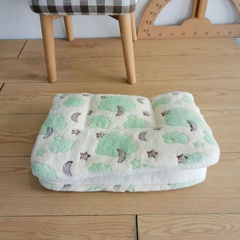 Tapete de flanela para animais de estimação Cama para cães Cama para gatos Tapete de dormir grosso Tapete de cobertor para cães para filhotes Gatinhos Cama para cães pequenos e grandes Tapete para animais de estimação